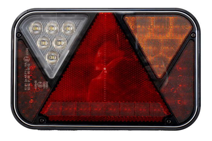 Ljusset: FRISTOM FT-270 LED-bakljus + FRISTOM FT-145 LED-sidomarkeringsljus + MANTES 7m 13-stifts sele